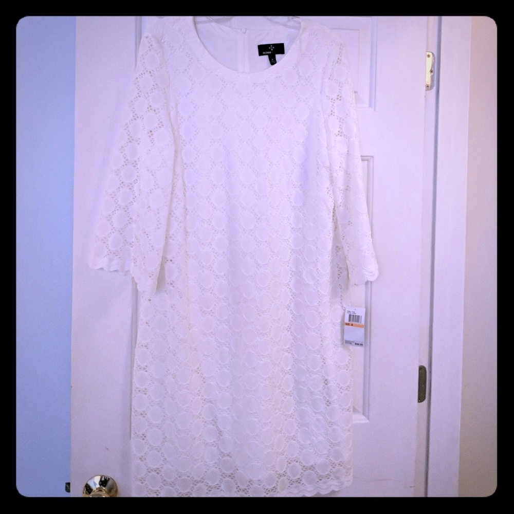 Ronni Nicole White Lace Dress
